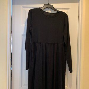 Black knit dress